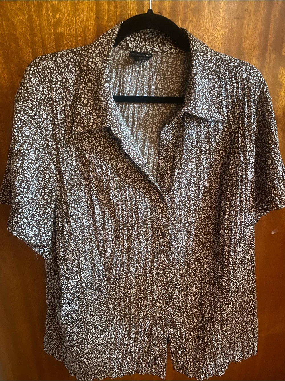 Vintage y2K - East 5th Brown Fitzy Floral Short-Sleeve Button-Down Shirt